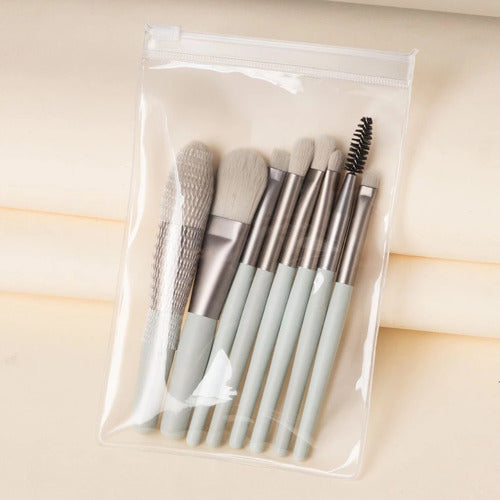 Kit 8 Pincéis De Maquiagem Com Case Transparente