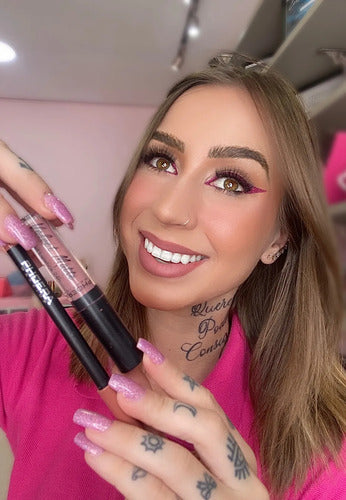 Kit Lábios Divino - Batom Intransferível + Lápis Labial 24hr