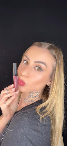 Batom Velvet Matte 24h A Prova De Água Intransferível Phoera